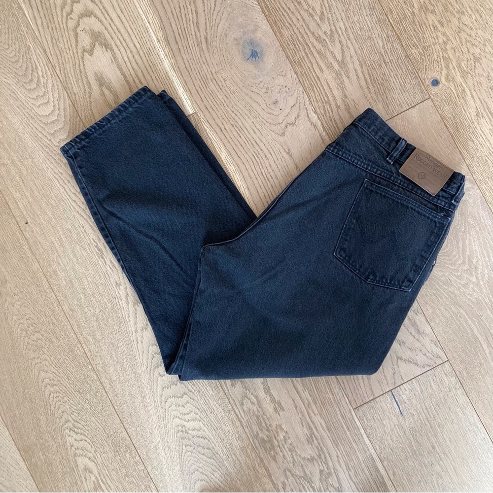 VTG WRANGLER USA Made Rugged Wear Men's Black Denim Jeans 40x30 (38x29)